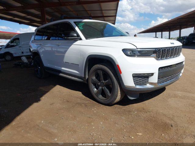  Salvage Jeep Grand Cherokee