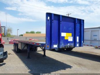  Salvage Clark Trailer Servic Other