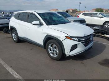  Salvage Hyundai TUCSON
