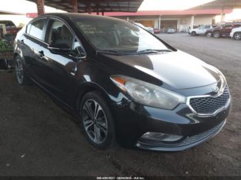  Salvage Kia Forte