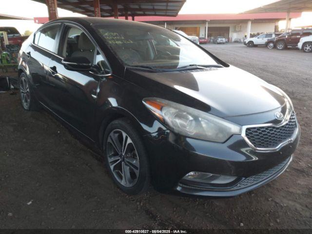  Salvage Kia Forte