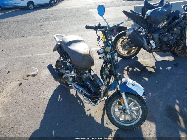  Salvage Genuine Scooter Co. Urbano