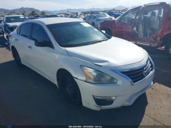  Salvage Nissan Altima