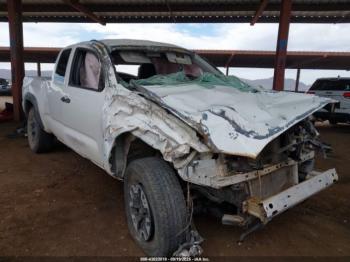  Salvage Toyota Tacoma
