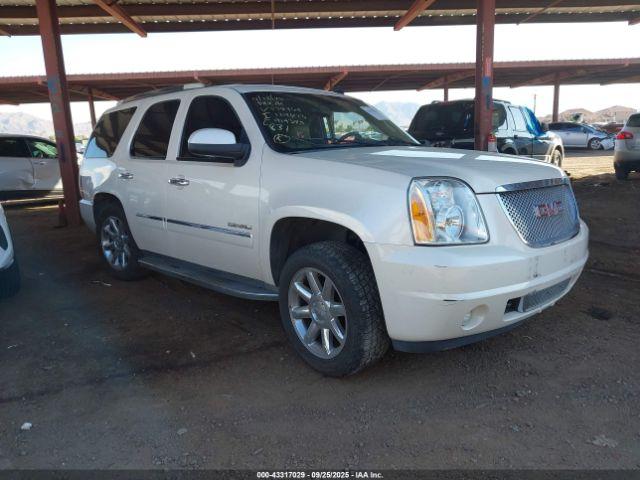  Salvage GMC Yukon