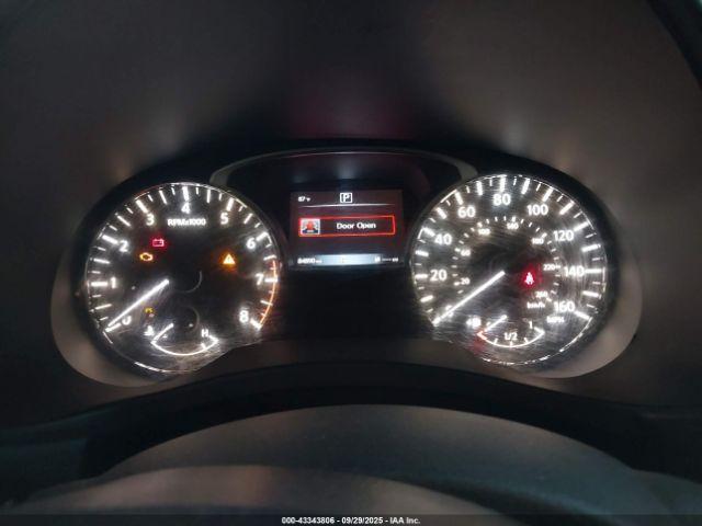 Nissan Pathfinder S 2wd Image 9