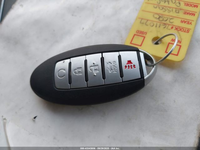 Nissan Pathfinder S 2wd Image 12