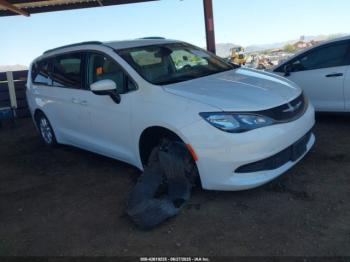  Salvage Chrysler Voyager
