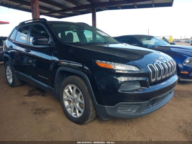  Salvage Jeep Cherokee
