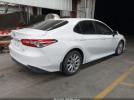 Toyota Camry Le Image 2