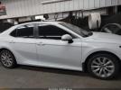 Toyota Camry Le Image 16