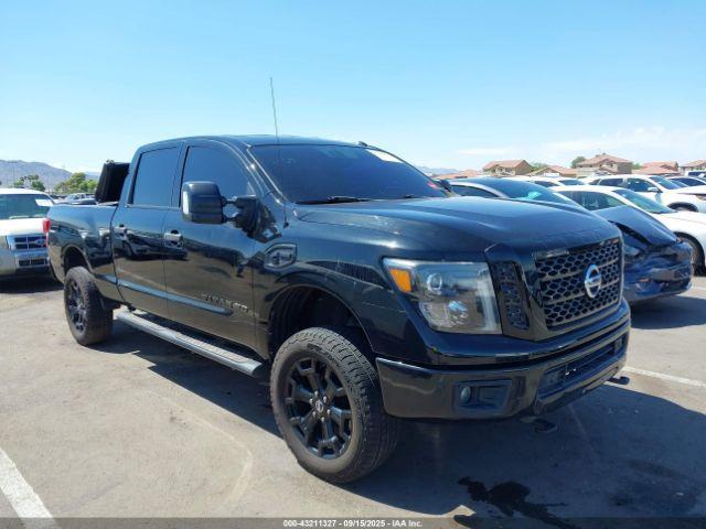 Salvage Nissan Titan