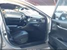 Toyota Camry Se Image 6