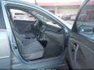 Toyota Camry Le Image 8