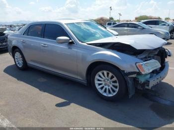  Salvage Chrysler 300