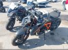 KTM 1290 Super Duke R Image 2