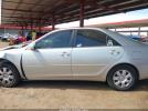 Toyota Camry Le Image 12