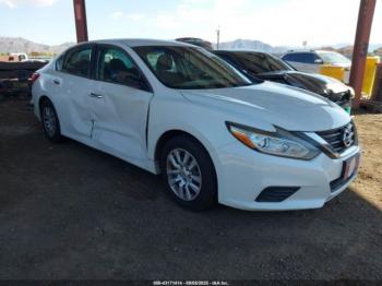  Salvage Nissan Altima