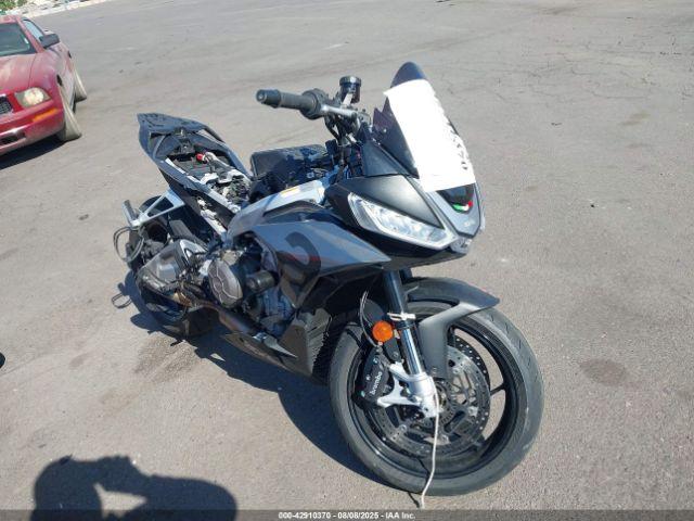 Salvage Aprilia Tuono