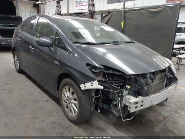  Salvage Toyota Prius