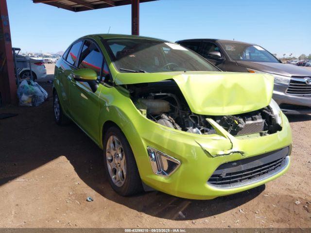  Salvage Ford Fiesta