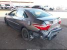 Toyota Camry Le Image 2