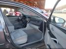 Toyota Camry Le Image 5