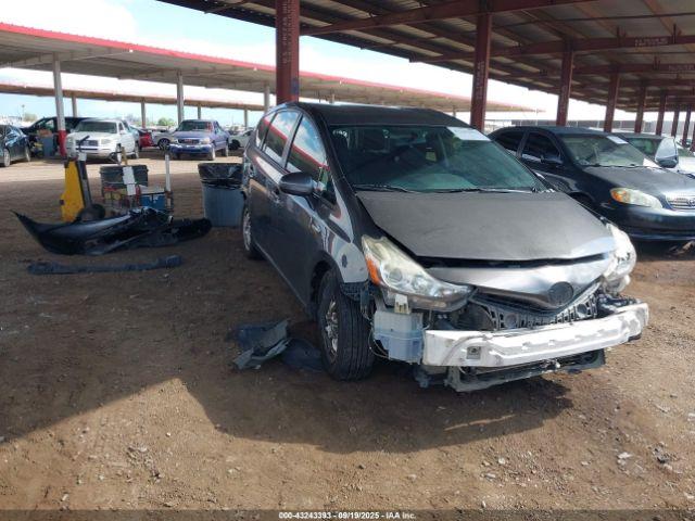  Salvage Toyota Prius v