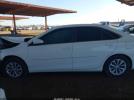 Toyota Camry Le Image 12