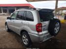 Toyota RAV4 Image 2
