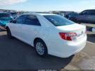 Toyota Camry Le Image 4