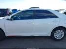 Toyota Camry Le Image 8