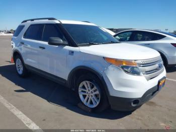  Salvage Ford Explorer