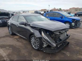  Salvage Kia Cadenza