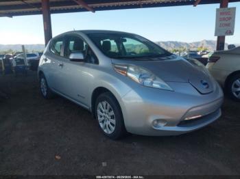  Salvage Nissan LEAF