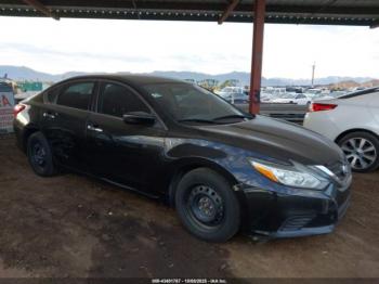  Salvage Nissan Altima