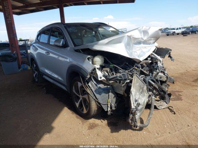  Salvage Hyundai TUCSON
