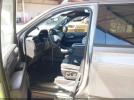 Chevrolet Suburban 4wd Rst Image 17