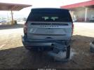 Chevrolet Suburban 4wd Rst Image 7