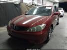 Toyota Camry Le Image 4