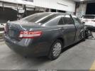 Toyota Camry Le Image 8
