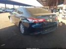 Toyota Camry Le Image 3