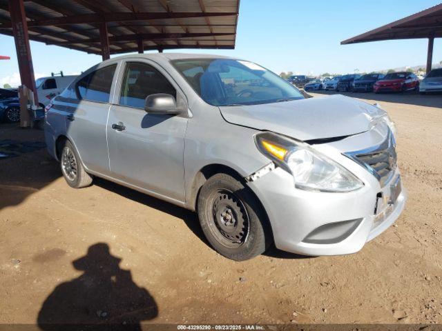  Salvage Nissan Versa