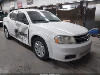  Salvage Dodge Avenger