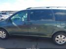 Toyota Sienna Le Image 16
