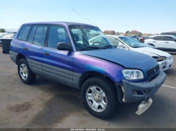  Salvage Toyota RAV4