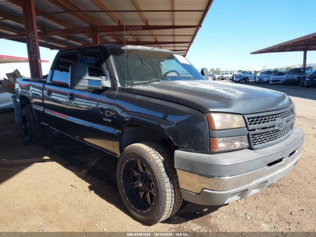  Salvage Chevrolet Silverado 2500