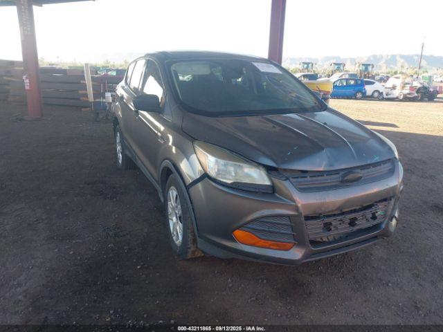  Salvage Ford Escape