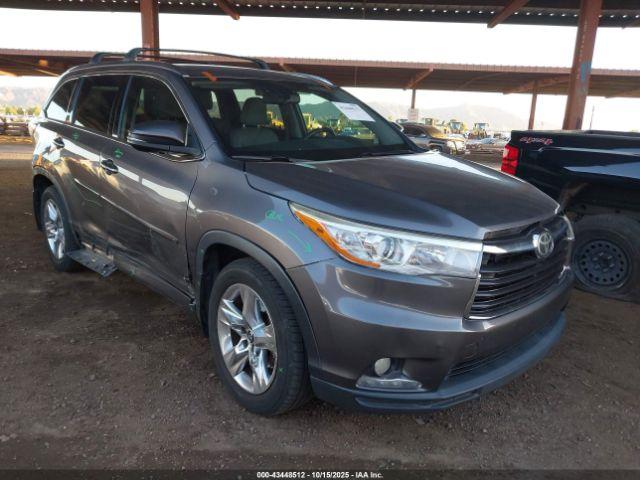  Salvage Toyota Highlander
