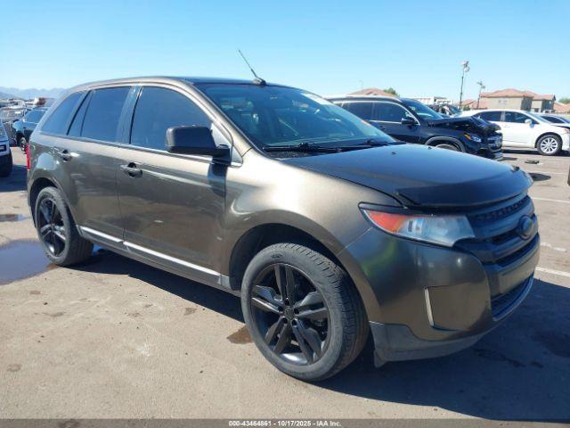  Salvage Ford Edge